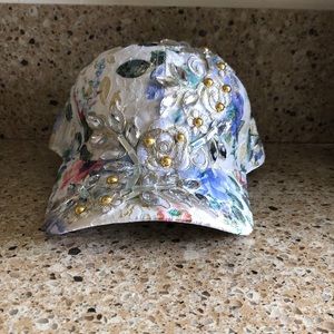 Pretty Floral Hat with Sequins
